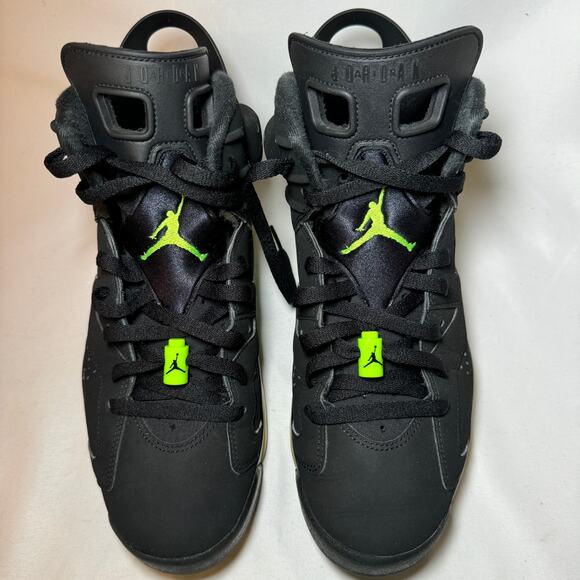 Size 10.5 - Nike Air Jordan 6 Retro Electric Green Men's Shoes - Picture 4 of 10
